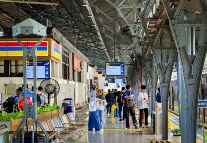 
 Penjualan Tiket KA Lebaran 2026 Capai 2,22 Juta, KAI: Masih Tersedia 2,27 Juta Kursi