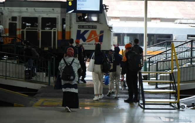 
 Update KA Mudik Lebaran: Penjualan Tiket Capai 2,48 Juta, Okupansi 55,2 Persen