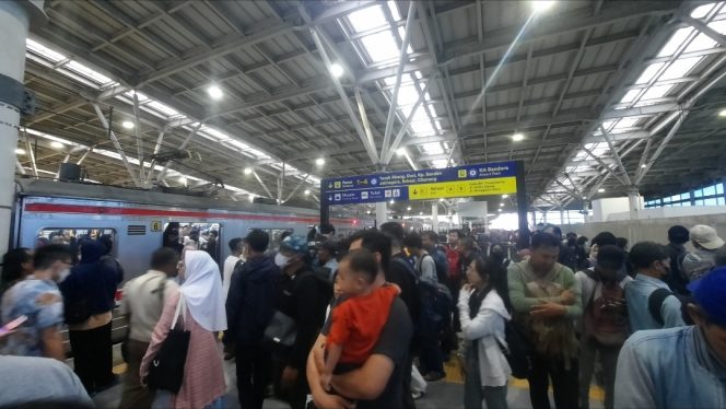 
 Mudik Lokal Meningkat, Pengguna Commuter Line Rangkasbitung Naik 29,2 Persen