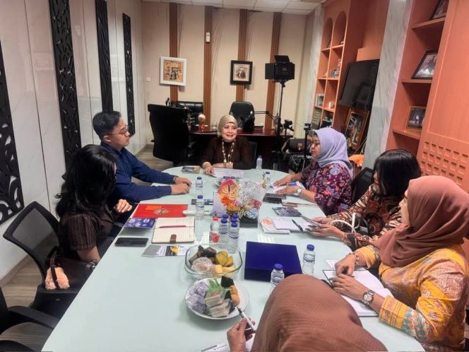 
 Tingkatkan Produktivitas Usaha, IWAPI DPC Jakarta Timur Jajaki Peluang Kerja Sama dengan Jepang