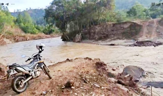
 Jembatan Kala Ili Putus, Lima Kampung di Linge Terisolir