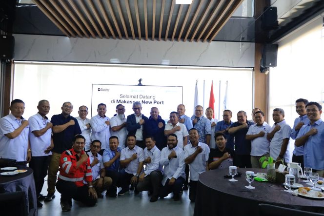 
 Perkuat Sinergi Pelabuhan, Direktur Komersial Pelindo Konsolidasi Bersama Asosiasi Logistik di Makassar