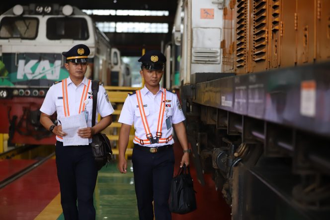 
 KAI Buka Lowongan Kerja di Job Fair Undip, Ini Posisi yang Ditawarkan