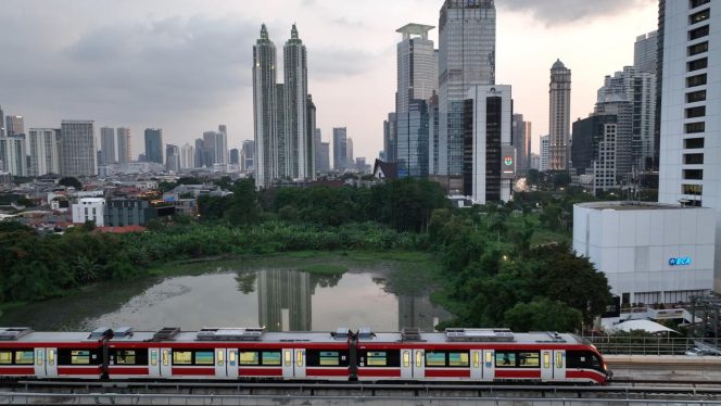 
 KAI Group Perkuat Integrasi Antarmoda, Jumlah Penumpang LRT Jabodebek hingga Whoosh Meningkat pada Triwulan I 2026