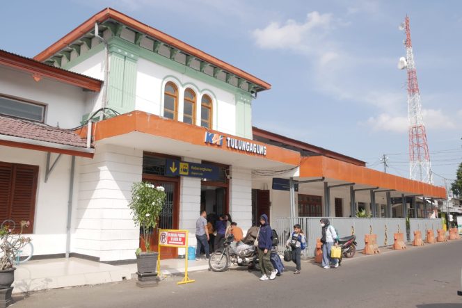 
 Ada Parade Drumband, KAI Imbau Penumpang Datang Lebih Awal ke Stasiun Tulungagung