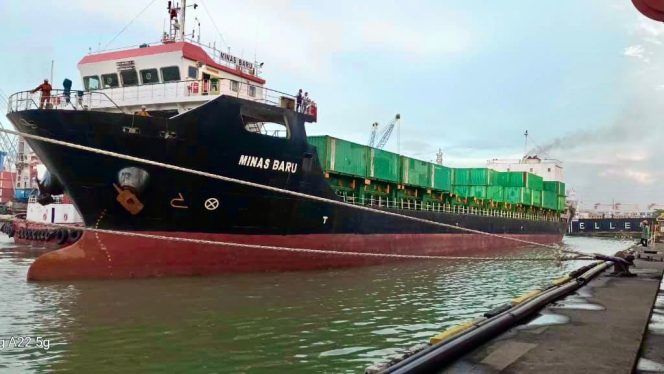 
 KSOP Utama Tanjung Perak dan PT Terminal Teluk Lamong Uji Coba EAZI Zona Labuh 2, Percepat Layanan Kapal di Tanjung Perak
