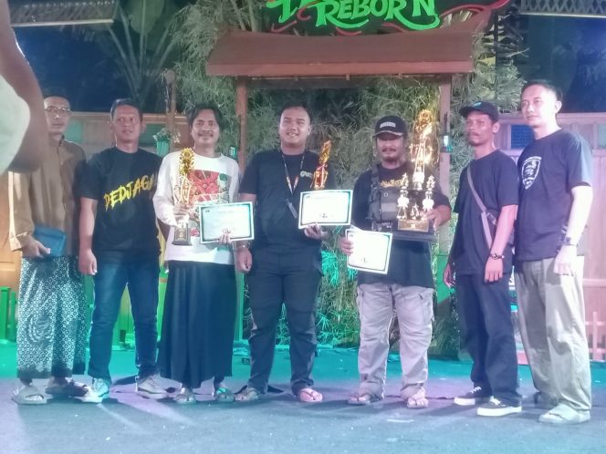 
 Subkhi “Smart” Muralis Magelang Borong Prestasi April, Karya Dipuji Namun Tetap Dikritisi