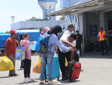 Penumpang angkutan laut