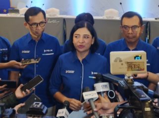 Dirut Pelni (tengah/dok)