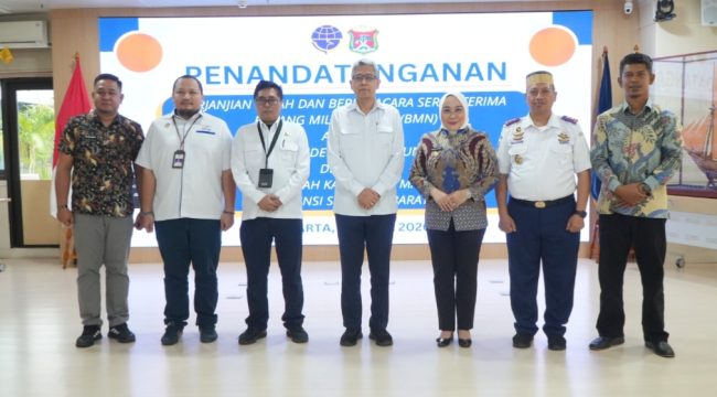 Sesditjen Hubla bersama jajaran dan Bupati.Mamuju