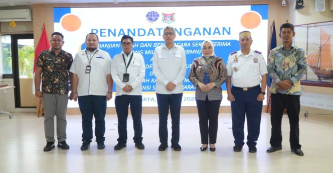 
 Sesditjen Hubla bersama jajaran dan Bupati.Mamuju