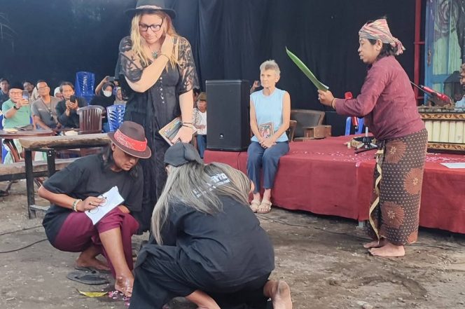 
 Peluncuran Buku Mata Takdir dan Pameran Ilustrasi, Ruang Kontemplasi Sastra di Magelang