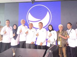 Komisi VI DPR saat menerima perwakilan pensiunan AP II