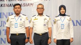 Petugas Telkompel