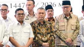 Menhub Dudy di melepas jemaah haji