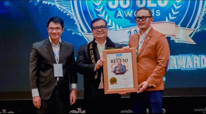 
 Dirut PTP Nonpetikemas (tengah)