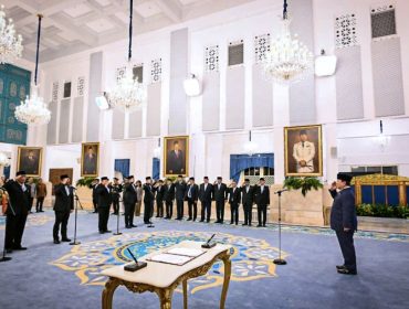 Presiden lantik pejabat setingkat Menteri dan Wamen di Istana (Ist/BPMI Setkab) 