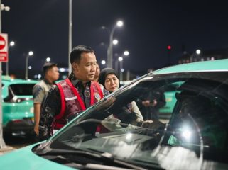Dirjen Aan saat Sidak di Poll Taksi Green SM di Bekasi