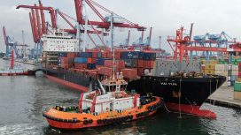 Ilustrasi proses sandar kapal MV Hai Yun di Terminal Operasi 3 IPC TPK