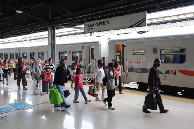 
 Libur Panjang April 2026, KAI Catat Penjualan Tiket Capai 617 Ribu