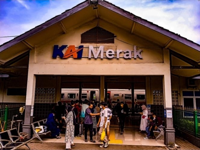 
 Elektrifikasi Lintas Rangkasbitung-Merak Perkuat Layanan KRL dan Kapasitas Angkut