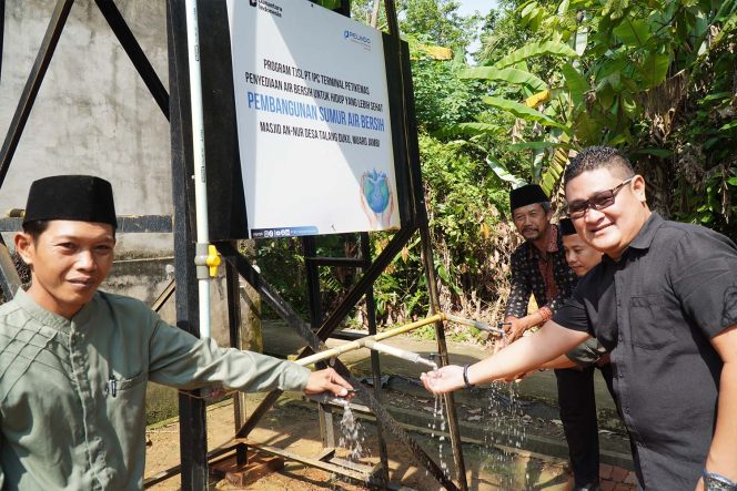 
 IPC TPK Hadirkan Akses Air Bersih bagi Masyarakat Muaro Jambi, Dorong Dampak Sosial Berkelanjutan