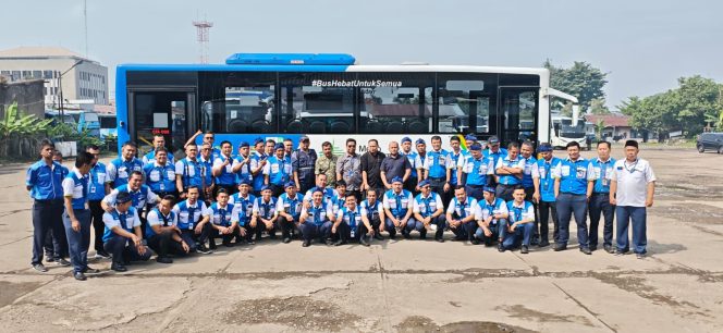 
 Perkuat Standar Layanan dan Keselamatan Secara Berkelanjutan, DAMRI Tingkatkan Kompetensi Pengemudi di Berbagai Layanan