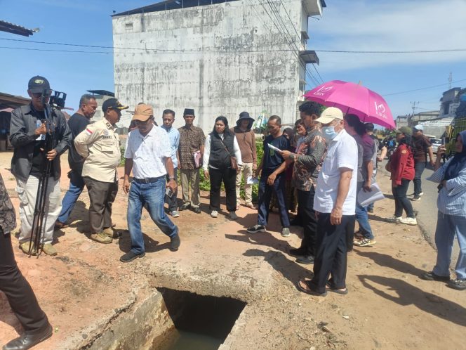 
 Peninjauan Lokasi Sidang Sengketa, Tanah 5,25 Meter Jadi Objek Perselisihan