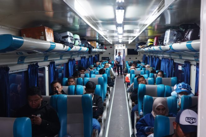 
 Hari Keempat Libur Panjang, Penjualan Tiket KA Divre III Palembang Tembus 139 Persen