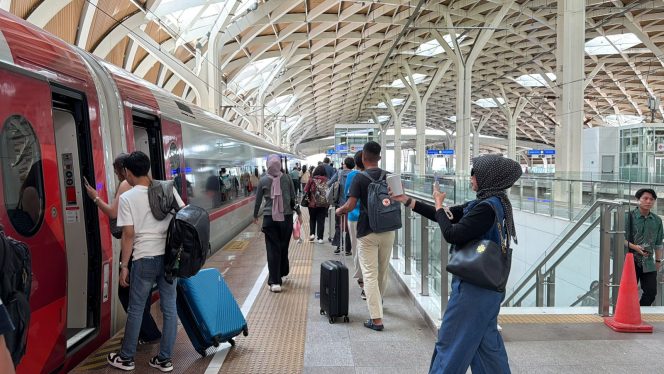 
 KCIC Beri Cashback hingga 50 Persen untuk Tiket PP Whoosh Saat Libur Panjang