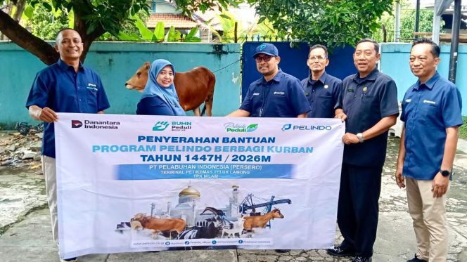
 PT Terminal Teluk Lamong Tebar Manfaat Idul Adha, 12 Sapi dan 21 Kambing Disalurkan untuk Warga Sekitar