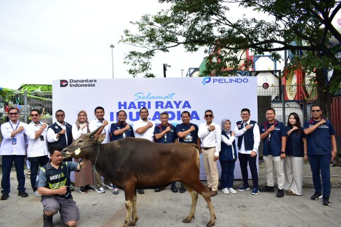 
 Pelindo Regional 2 Tanjung Priok Serahkan Bantuan Program Pelindo Berbagi Hewan Qurban