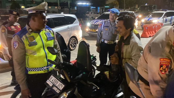 
 Jaga Keamanan Pelabuhan, Patroli Malam Cipta Kondisi Digelar di Tanjung Priok