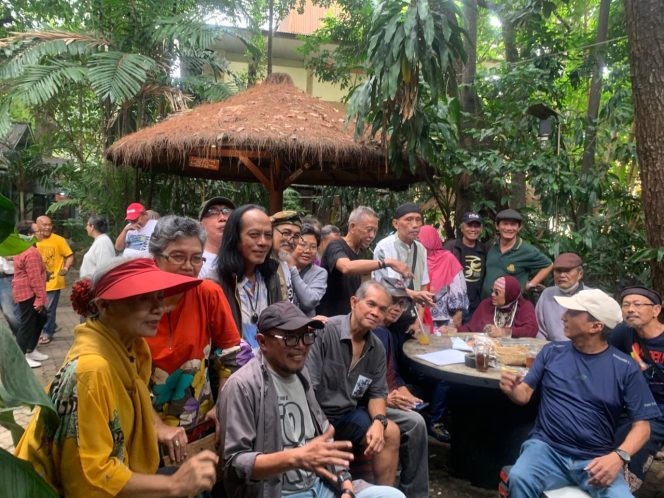 
 Reuni Aktivis Seni Bulungan: Temu Kangen, Mengenang Sahabat, dan Merawat Persaudaraan