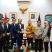Menhub Dudy bersama Dirut ASDP.dan.jajaran