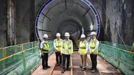 Wapres dan Menhub beserta Gubernur DKI Jakarta saat meninjau proyek pembangunan MRT Fase II
