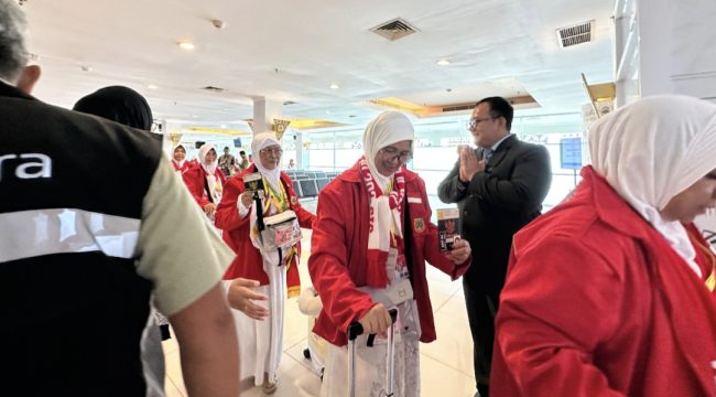 GM Bandara Adi Soemarmo sambut Jemaah Haji di Bandara
