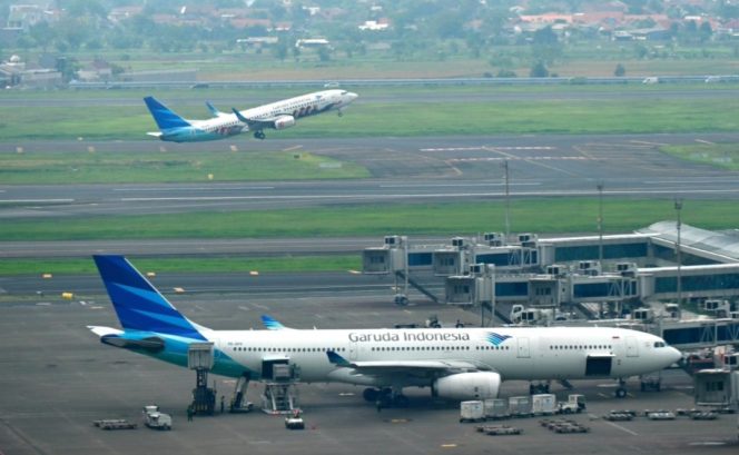 
 Maskapai nasional