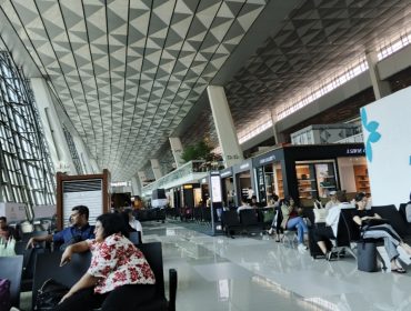 Penumpang udara di Terminal 3 Bandara Soekarno-Hatta