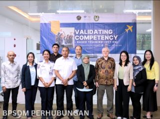 Peserta dan penyelenggara Pelatihan VCT