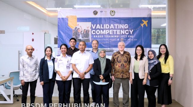 Peserta dan penyelenggara Pelatihan VCT