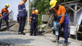Penutupan perlintasan sebidang