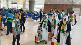 Jemaah haji di embarkasi Yogya, di YIA