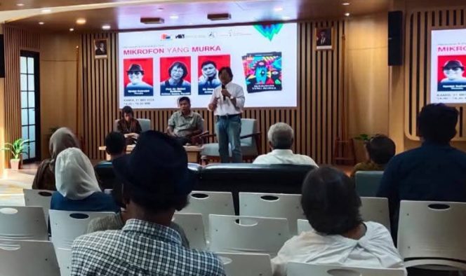 
 Peluncuran “Mikrofon yang Murka”, Ruang Sastra dan Refleksi Reformasi