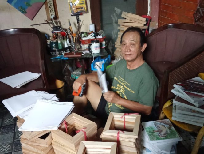 
 Perupa Edy Yoen Siapkan 400 Karya untuk Pameran “Serpihan Rasa Blahketupat”