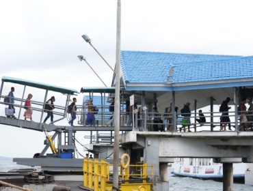 Penumpang angkutan penyeberangan