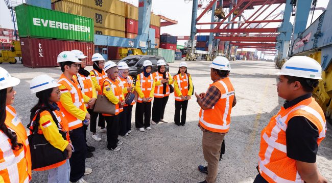 Kunjungan langsung ke Terminal Operasi 3 IPC TPK