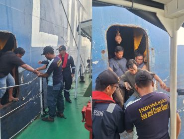 Bantuan PPLP Tanjung Priok saat evakuasi 28 penumpang KMP Mutiara Mutiara Persada IIII di Perairan Selat Sunda