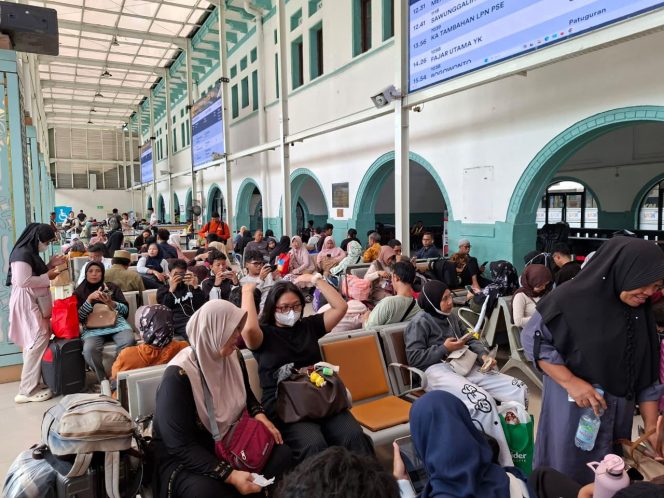 
 Libur Panjang Idul Adha, Waisak, dan Hari Lahir Pancasila, KAI Daop 1 Jakarta Layani Lebih dari 588 Ribu Penumpang KAJJ