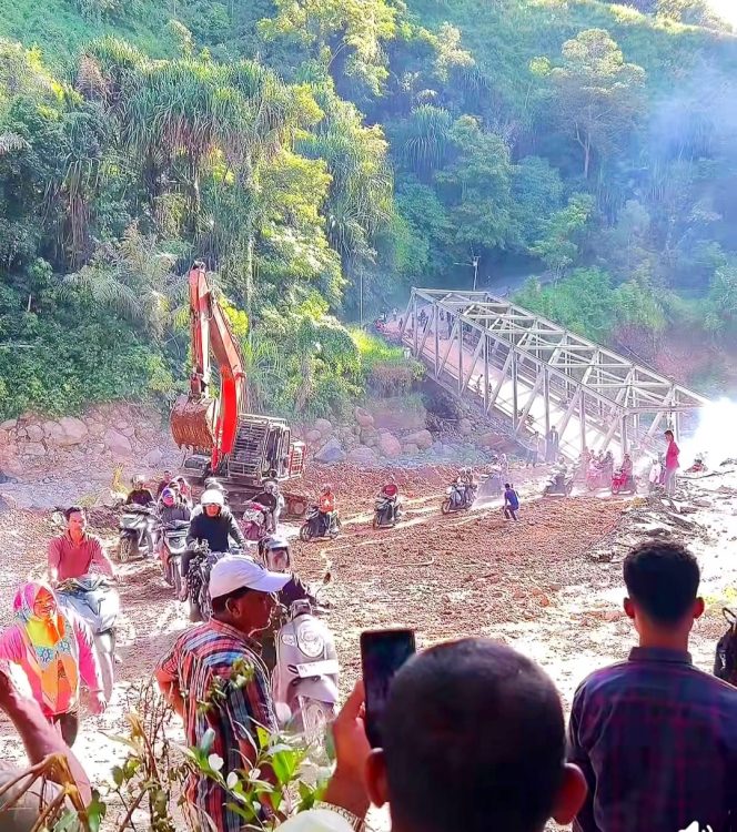 
 Jalan Enang-Enang Kembali Dibuka, Hasil Gotong Royong Warga dan Swadaya Masyarakat